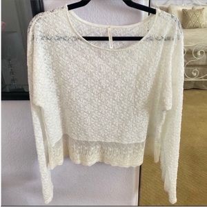 Women’s White Long Sleeve Lace Crop Fit Sheer Top Size Large